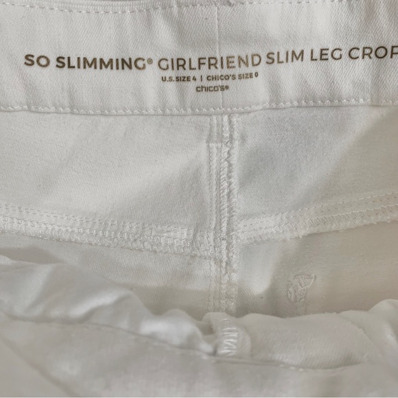 CHICO’S SO SLIMMING GIRLFRIEND SLIM LEG CROP WHITE STRETCHY JEANS WITH POCKETS - Picture 6 of 16